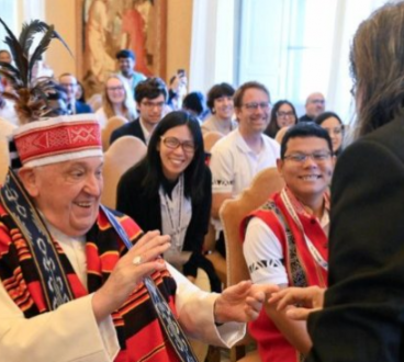 O Papa aos jovens: construam um mundo mais compassivo, harmonioso e fraterno