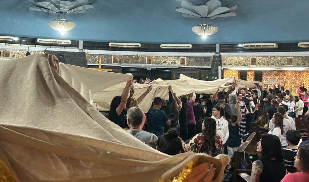 Santuário fica repleto de devotos na Missa e Novena Perpétua a São José 6 4b93fd8061e574248f96fe4f54de479a