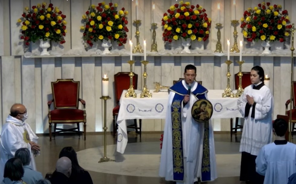 Nono dia do Novenário: Nossa Senhora, Nossa Proteção 8 69c486cb9e2256fcb5d13a9e0903eba8