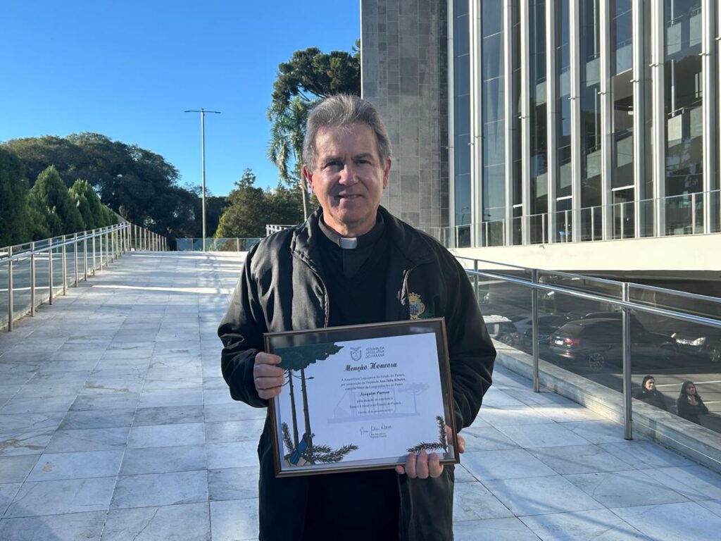 Padre Parron recebe Título de Cidadão Honorário do Paraná 10 8246cef84a16c34bc4399e08f0647e34