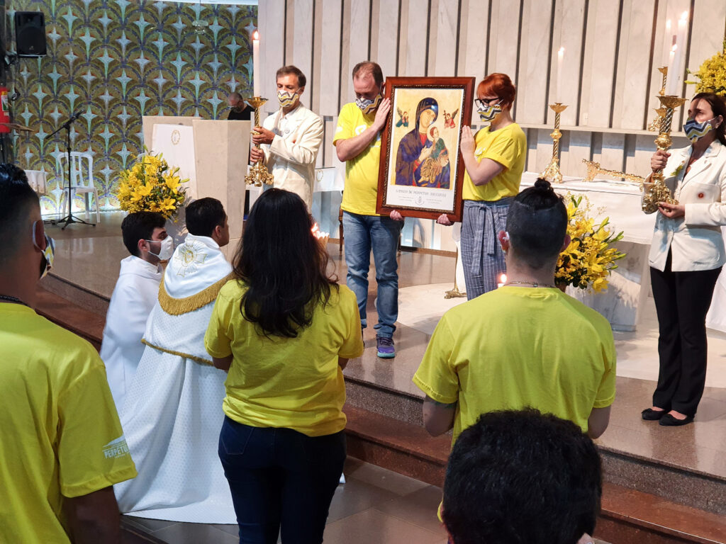 Integrantes do SAV participam de missa de envio 4 Foto 2
