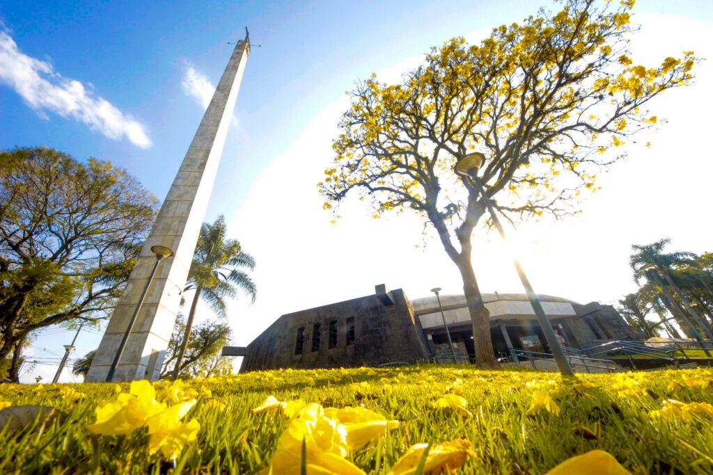 Dia das Mães terá bênção “No jardim da Mãe” e nove horários de missas 7 de56a994fcf2d8a6c101be6904dd0e69