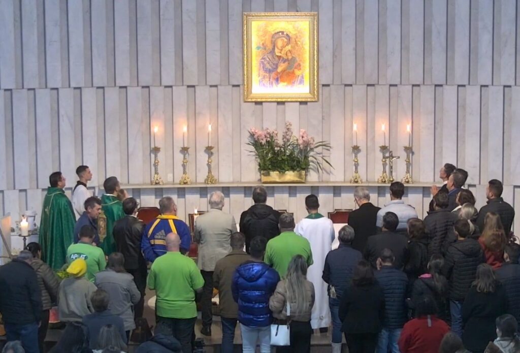 Missa em Ação de Graças homenageia agricultores no Santuário Perpétuo Socorro em Curitiba 3 f3104d2f9c8799b9f0c2ee5e6df2e2aa