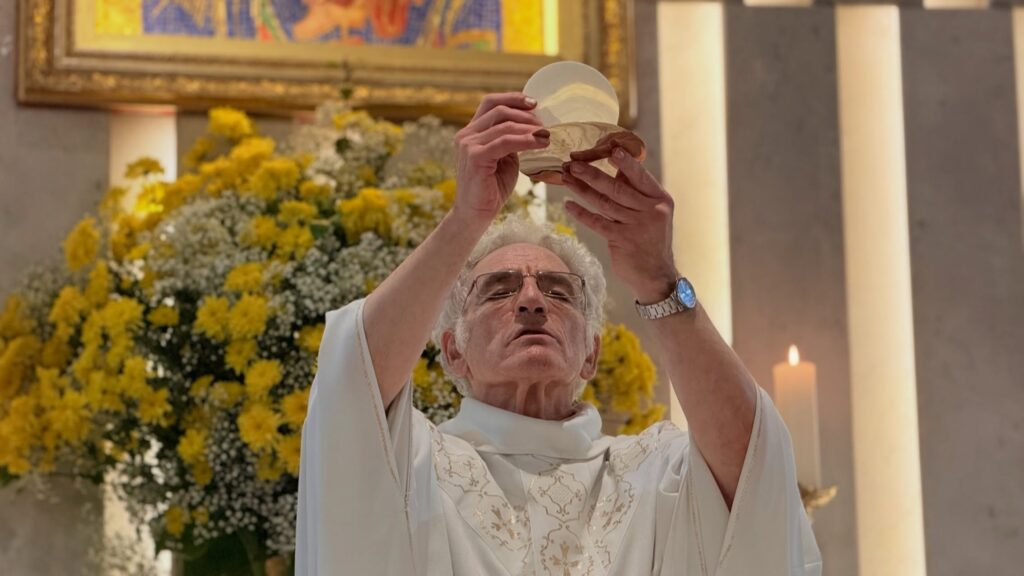PADRE CHARLES REDENTORISTA